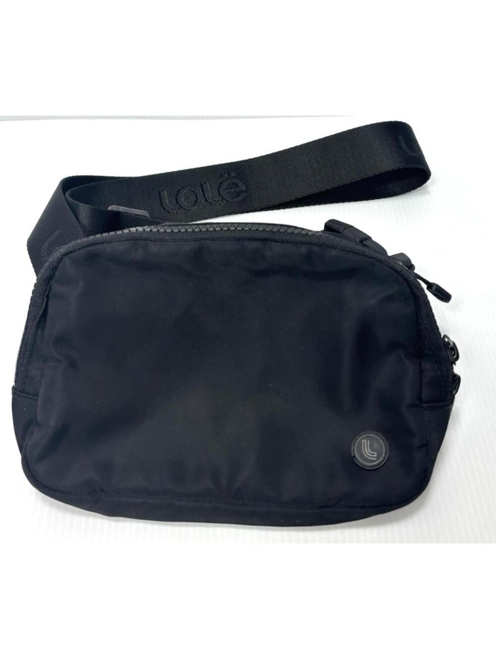 Lole Black Belt Bag Fanny Pack Adjustable Strap Waist Hip Pouch Travel GUC